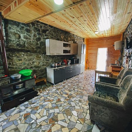 Guest House-Waterfall Chokhuldi 외부 사진